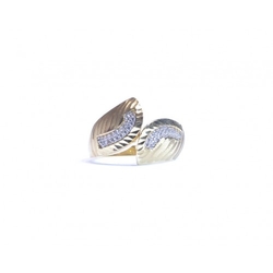 Ring aus Gelbgold mit Zirkonia