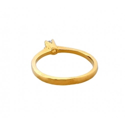 Ring aus Gelbgold mit Zirkonia - kopie - kopie